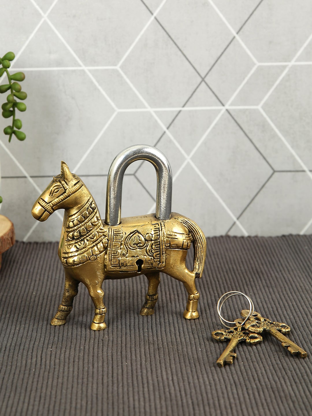 Imli Street Brown Textured Horse Design Lock Brass Figurine Showpiece, Gold
