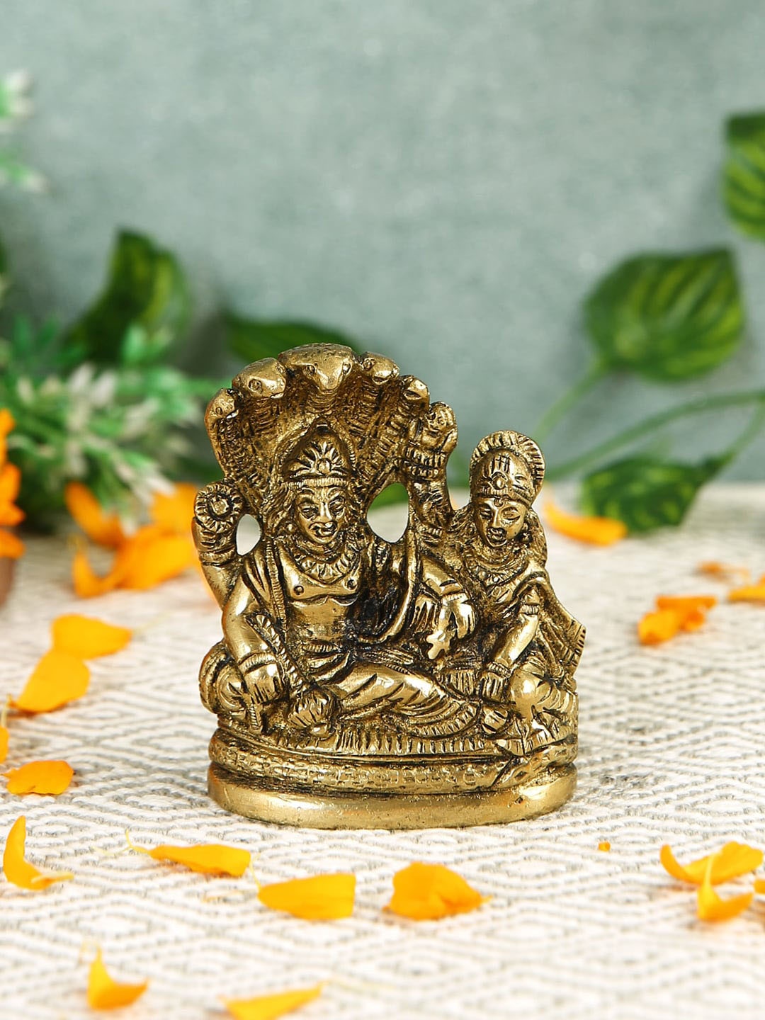 

Imli Street Brown & Black Textured Vishnu Laxmi Brass Idol Showpiece, Gold