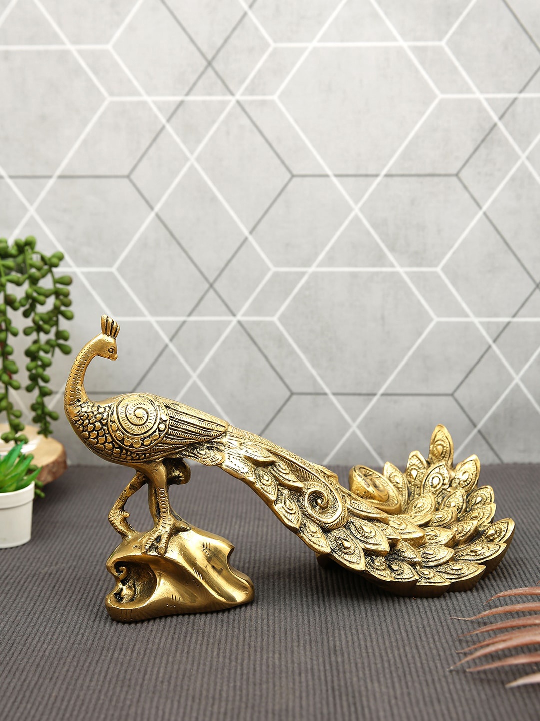 

Imli Street Gold Toned Peacock Table Top Brass Showpiece