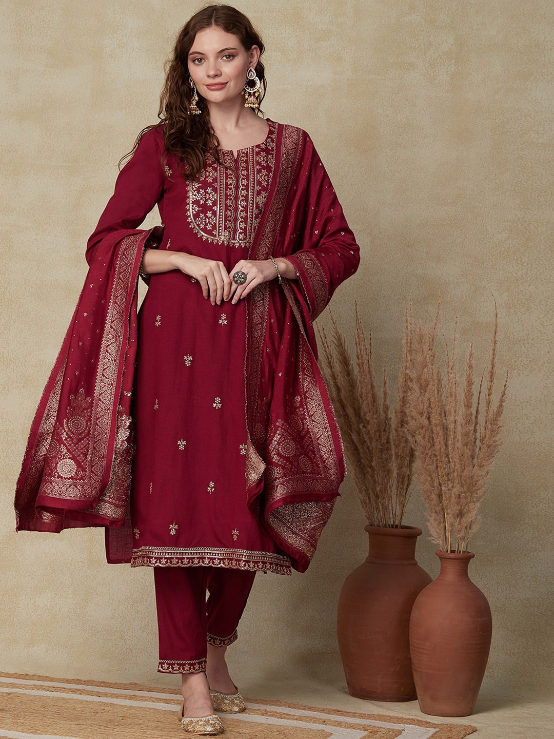 

FASHOR Ethnic Motifs Woven Design Pure Cotton Kurta & Trousers With Dupatta, Maroon