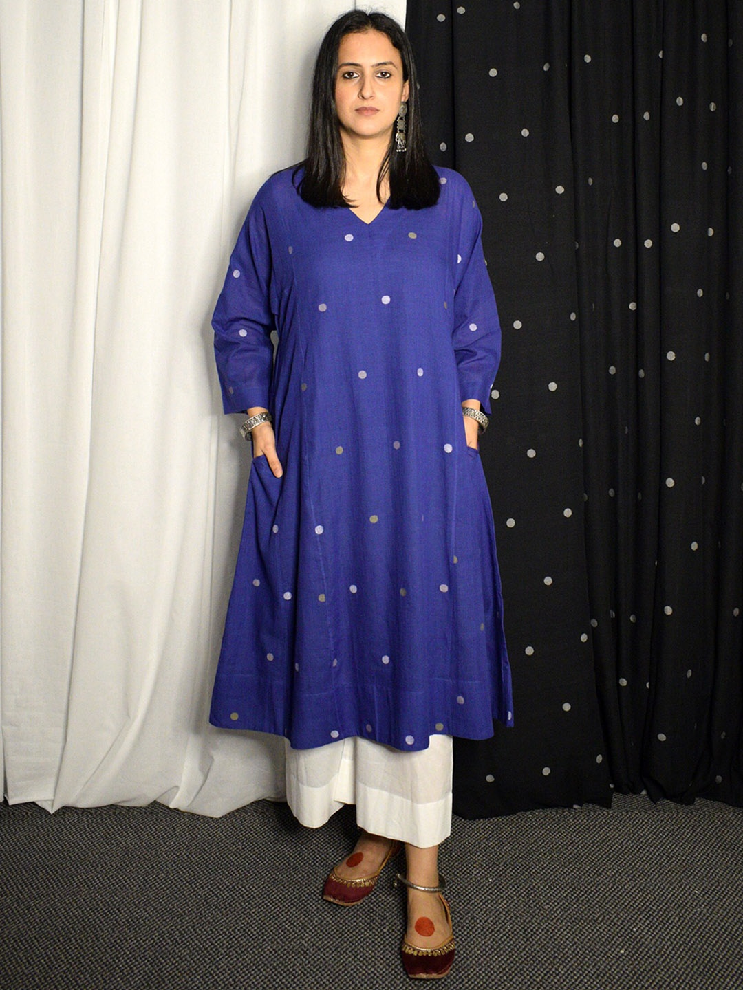 

House of Moxa Polka Dots Printed Pure Cotton A-Line Kurta, Blue