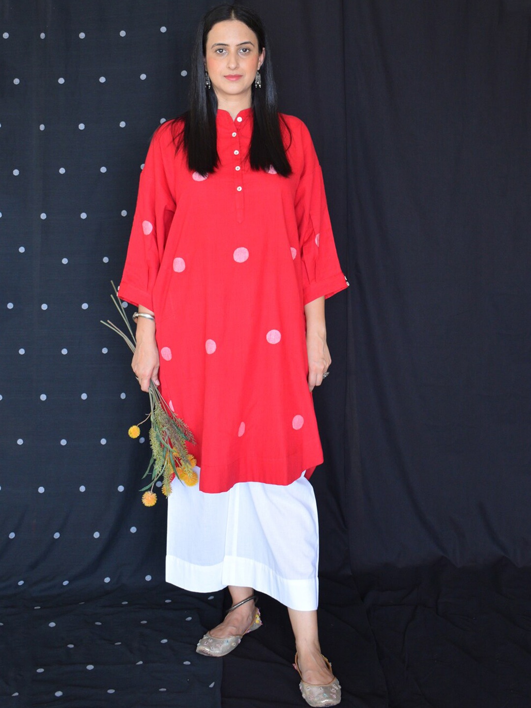 

House of Moxa Polka Dots Printed Mandarin Collar Cuffed Sleeves Pure Cotton Kurta, Red