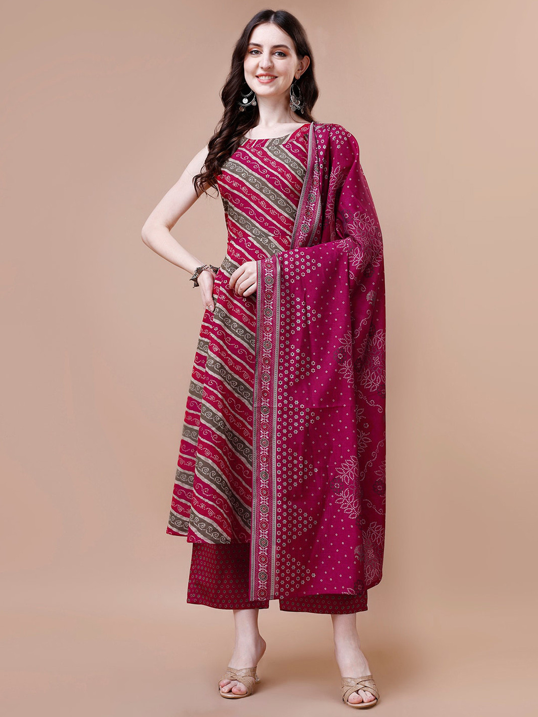 

Granthva Fab Leheriya Printed Sleeveless Regular Kurta With Palazzos & Dupatta, Red