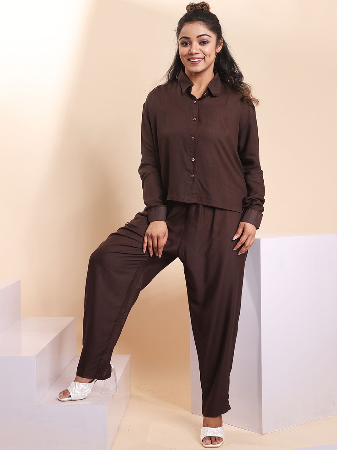 

Disli Shirt & Trousers Co-Ords, Brown