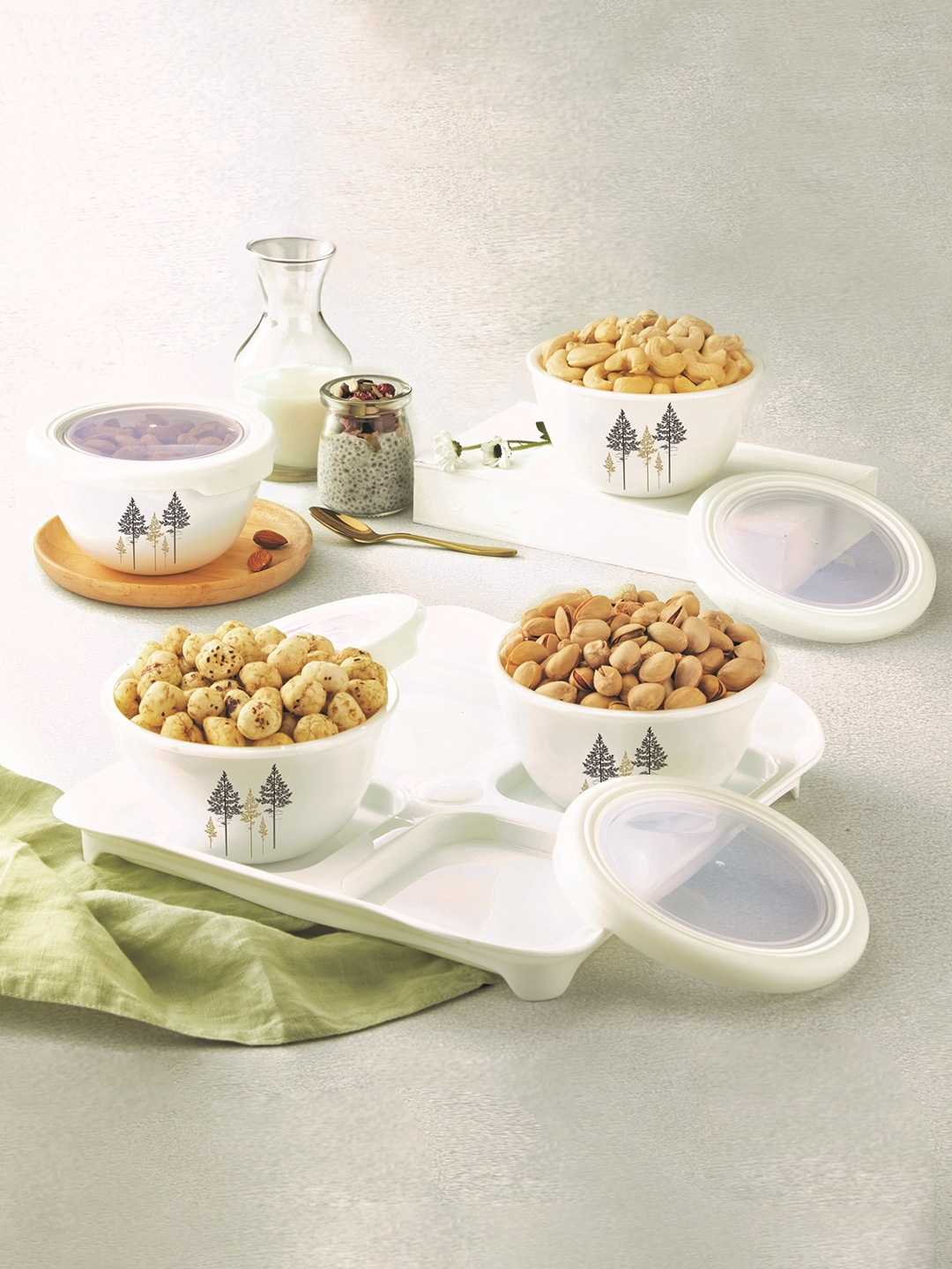 

Cello 4 Pcs White Printed Airtight Opalware Glass Containers-500 ml Each