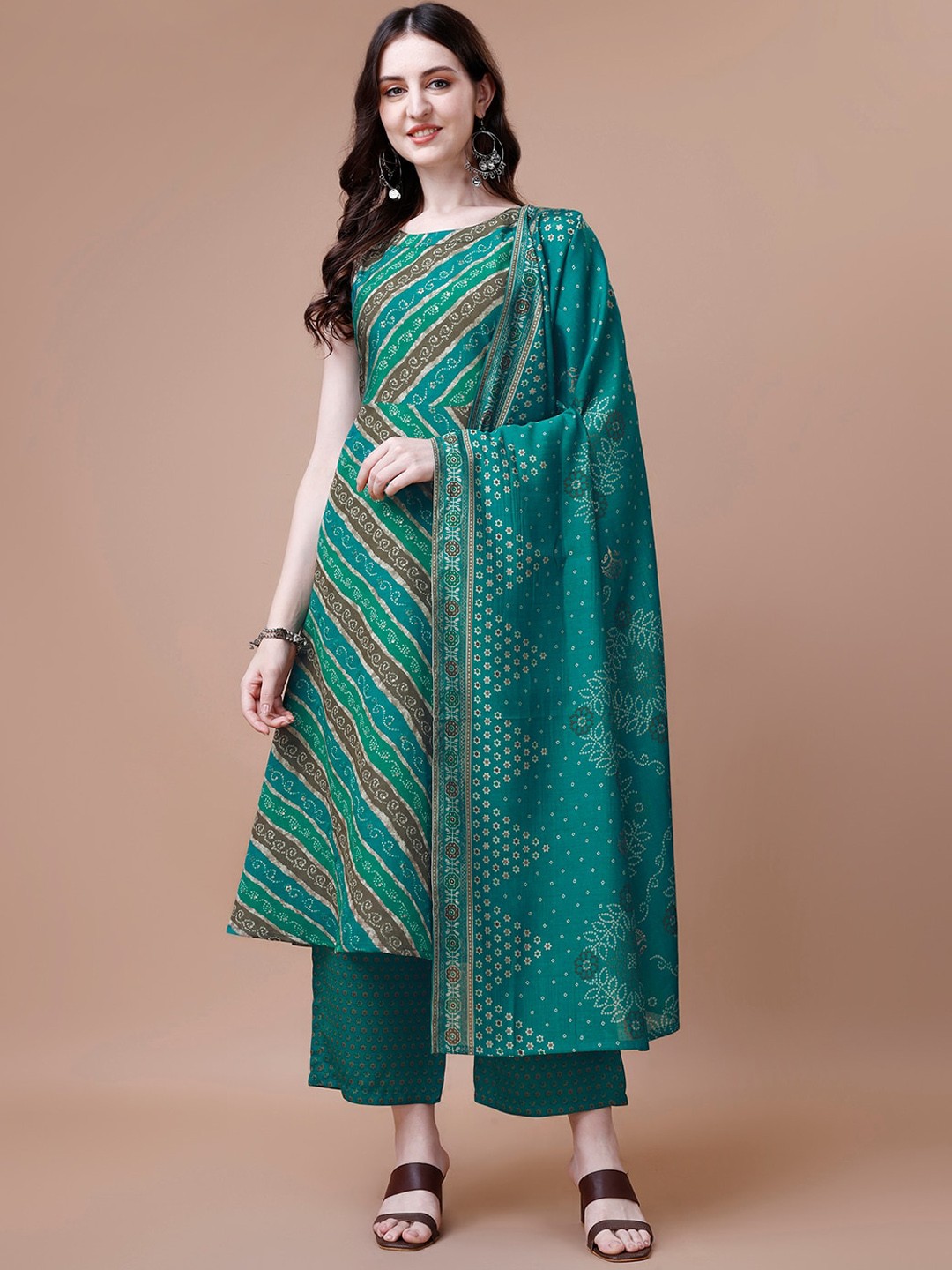 

Pratham Blue Leheriya Printed Sleeveless Chanderi Silk Kurta With Palazzos & Dupatta, Teal