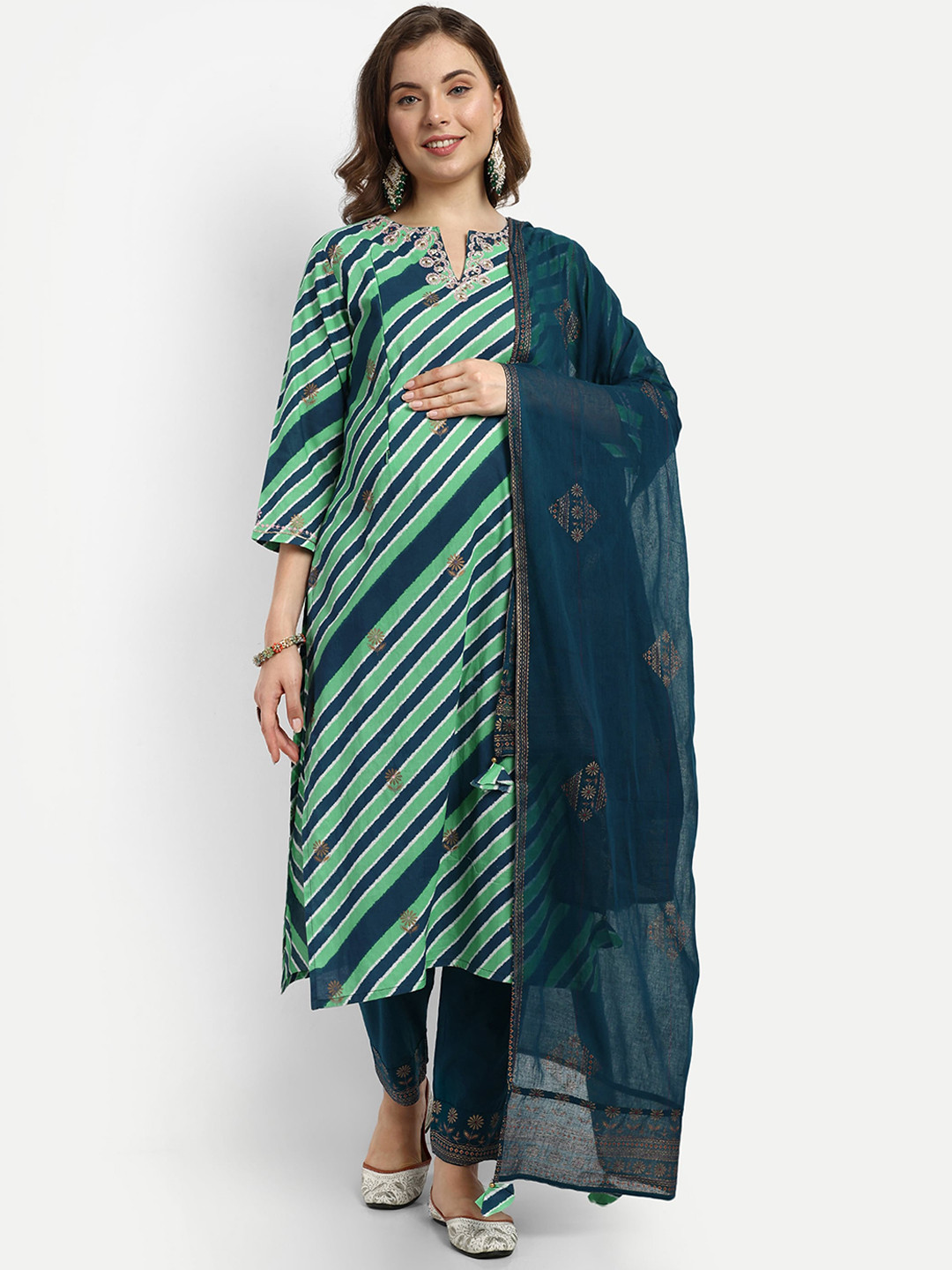 

mumzhug Leheriya Printed Regular Thread Work Pure Cotton Kurta with Trousers & Dupatta, Blue