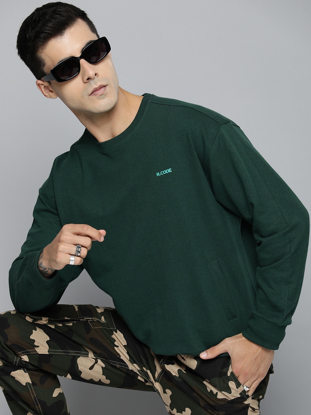 R.Code by The Roadster Life Co. Men Oversized Sweatshirt, Green