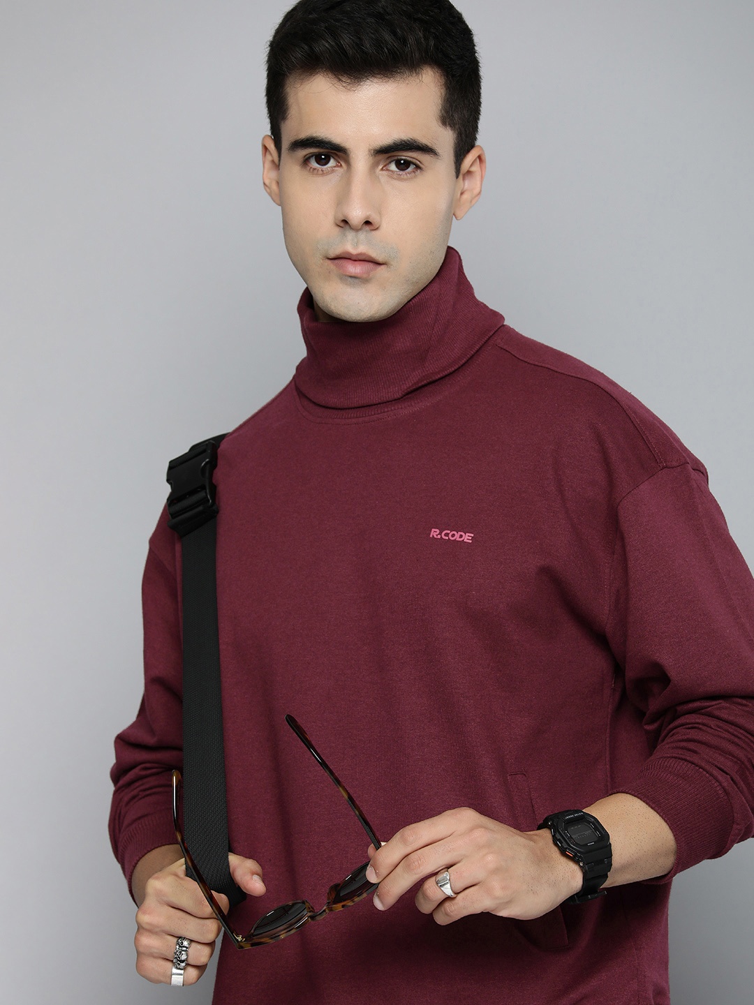 

R.Code by The Roadster Life Co. Men Turtle Neck Sweatshirt, Burgundy