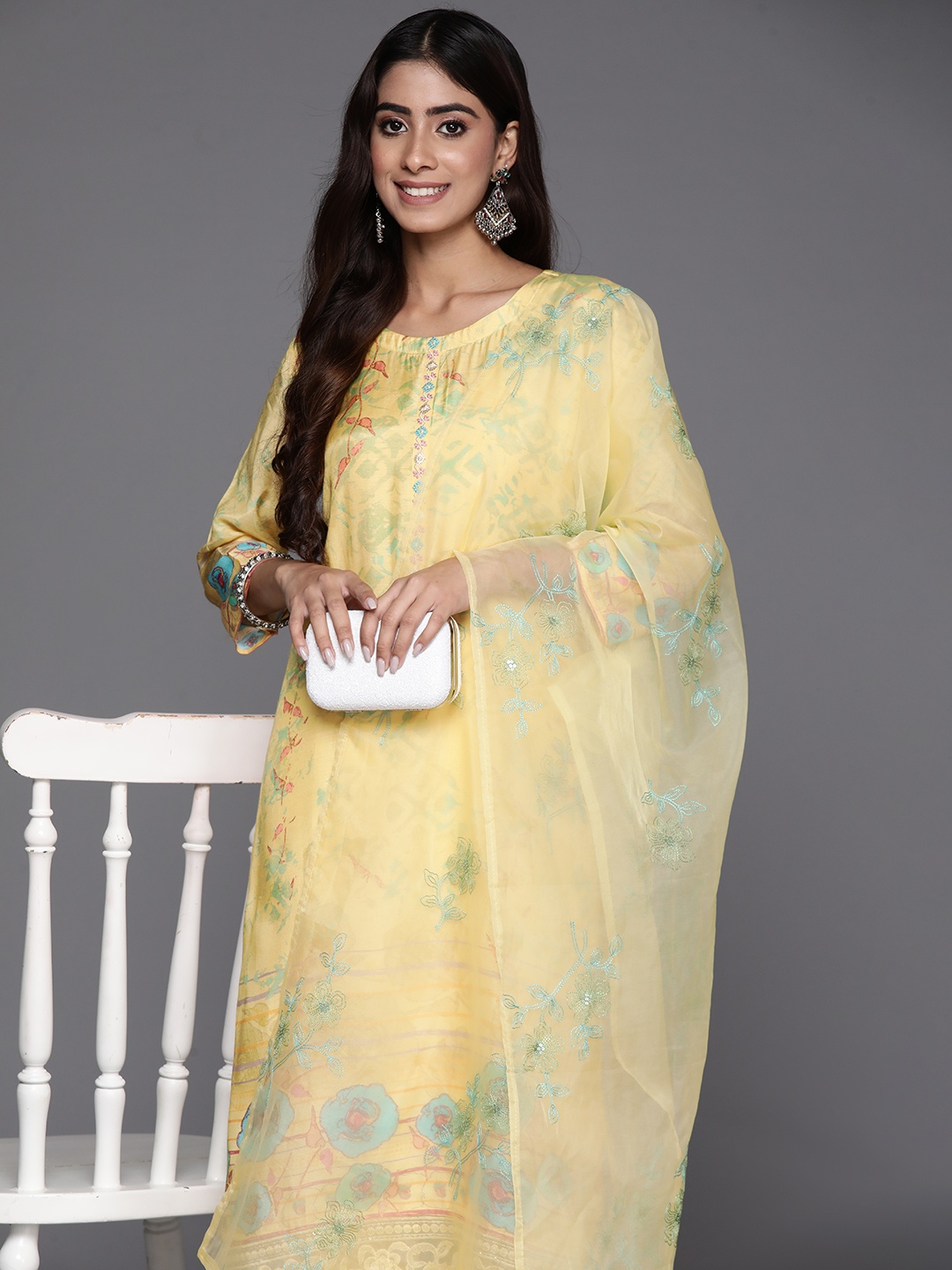 

Varanga Floral Printed Zari Regular Kurta with Trousers & Dupatta, Yellow
