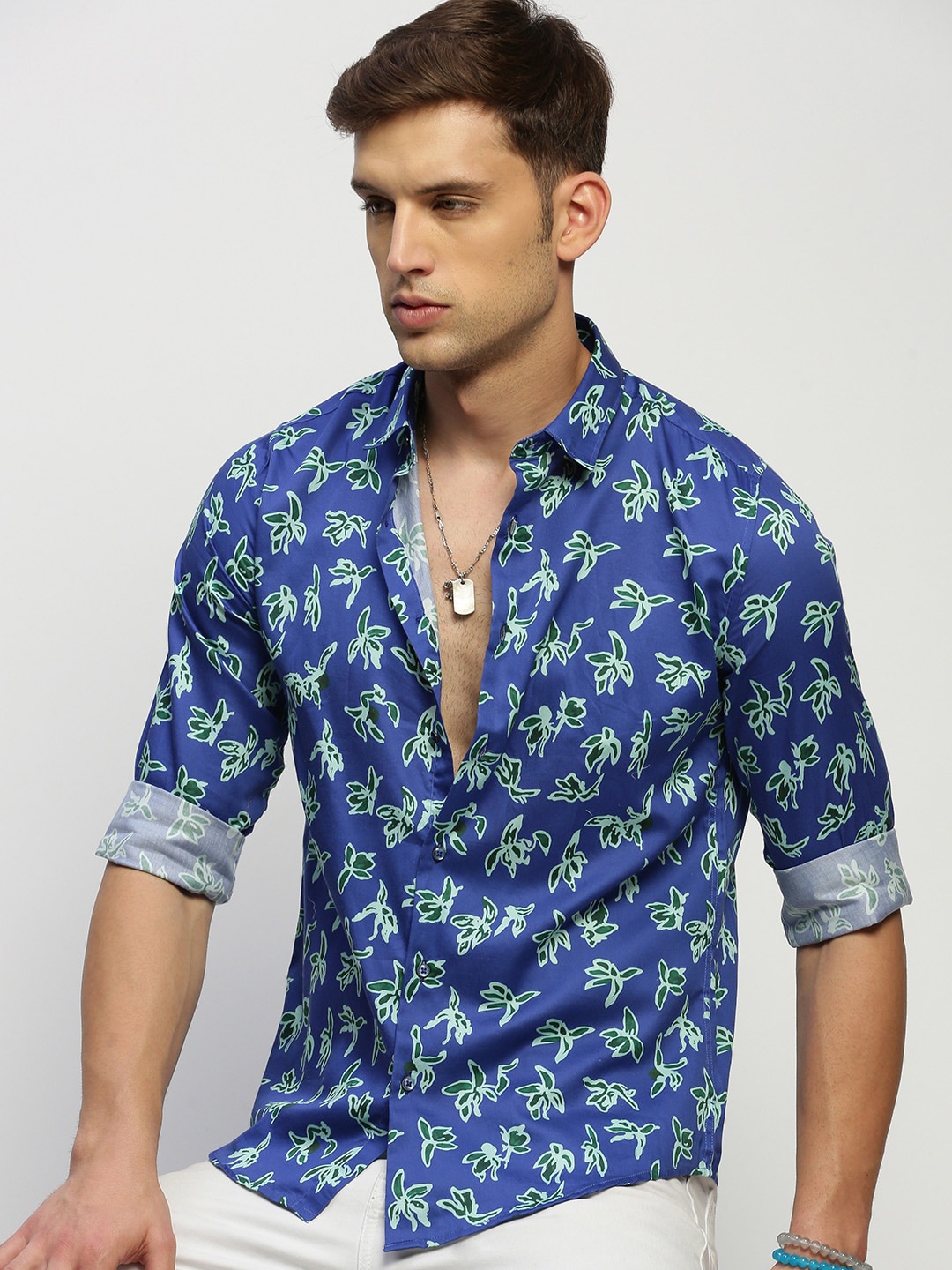 

SHOWOFF Standard Slim Fit Floral Printed Cotton Casual Shirt, Blue