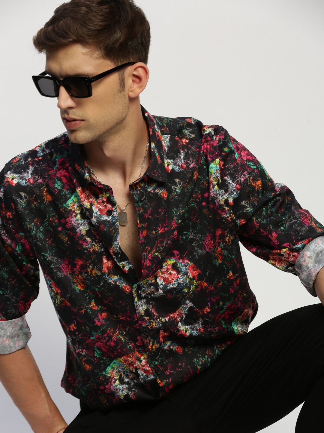 

SHOWOFF Standard Slim Fit Abstract Printed Casual Shirt, Black