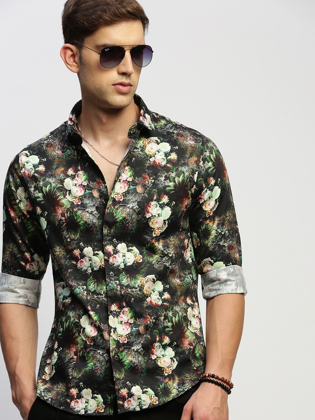 

SHOWOFF Standard Slim Fit Floral Printed Twill Weave Cotton Casual Shirt, Green
