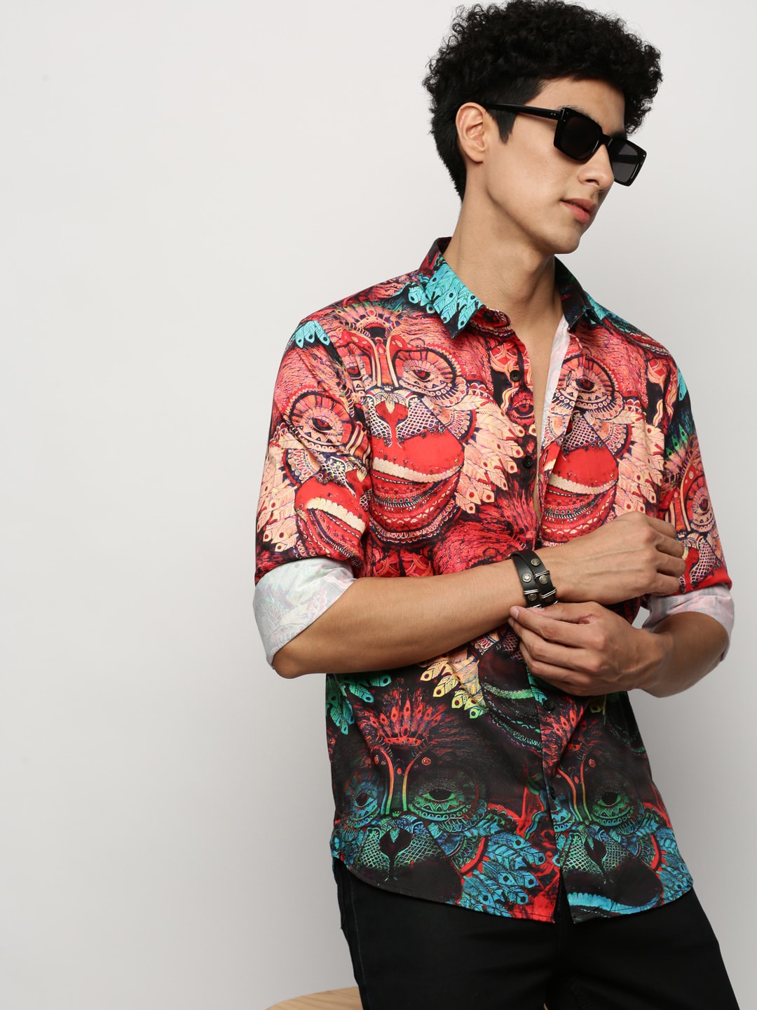 

SHOWOFF Smart Slim Fit Graphic Printed Cotton Casual Shirt, Red