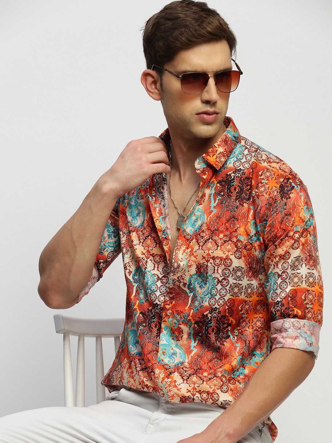 

SHOWOFF Standard Slim Fit Ethnic Motifs Printed Cotton Casual Shirt, Multi