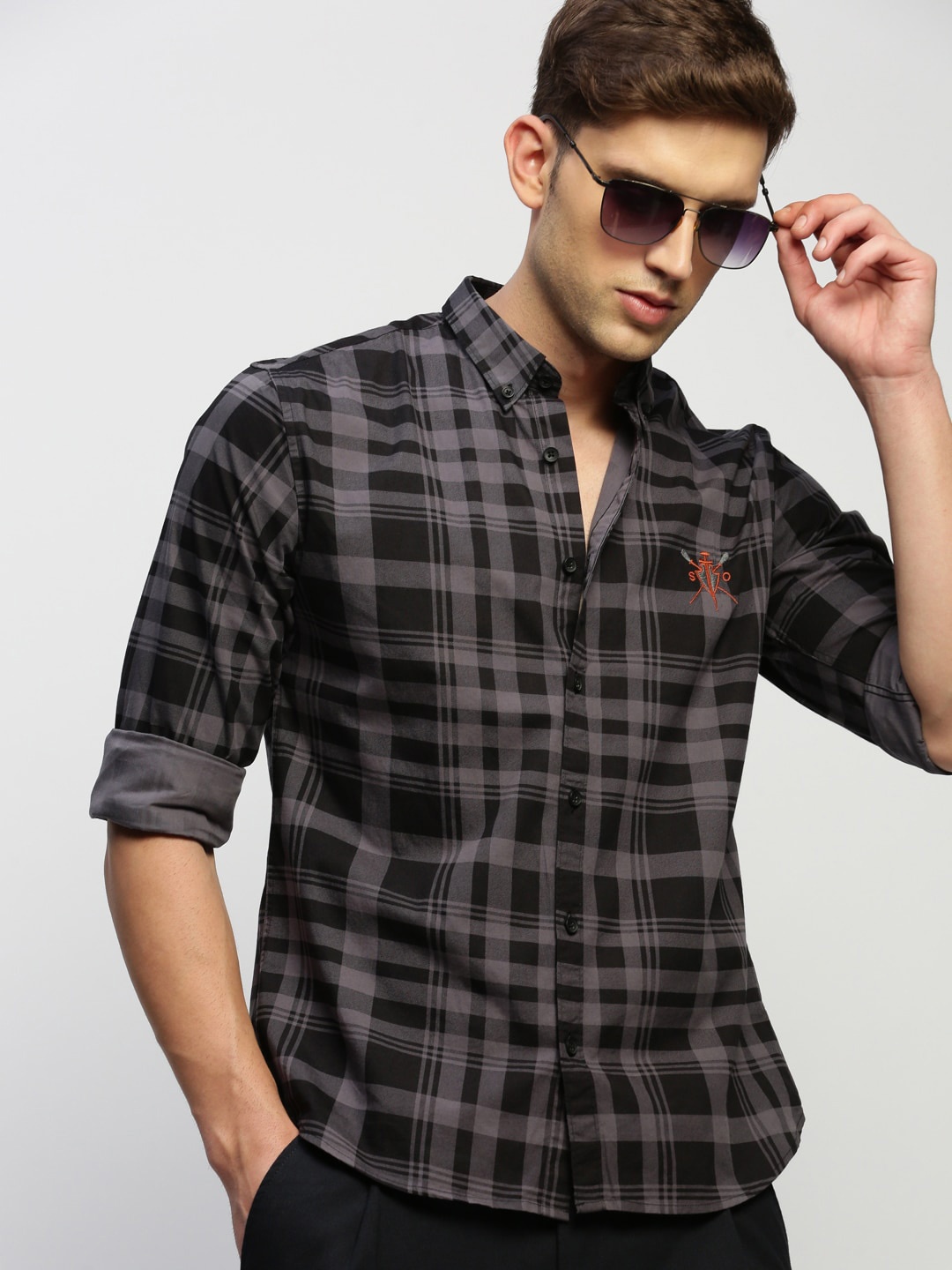 

SHOWOFF Tartan Checked Standard Slim Fit Opaque Cotton Casual Shirt, Grey