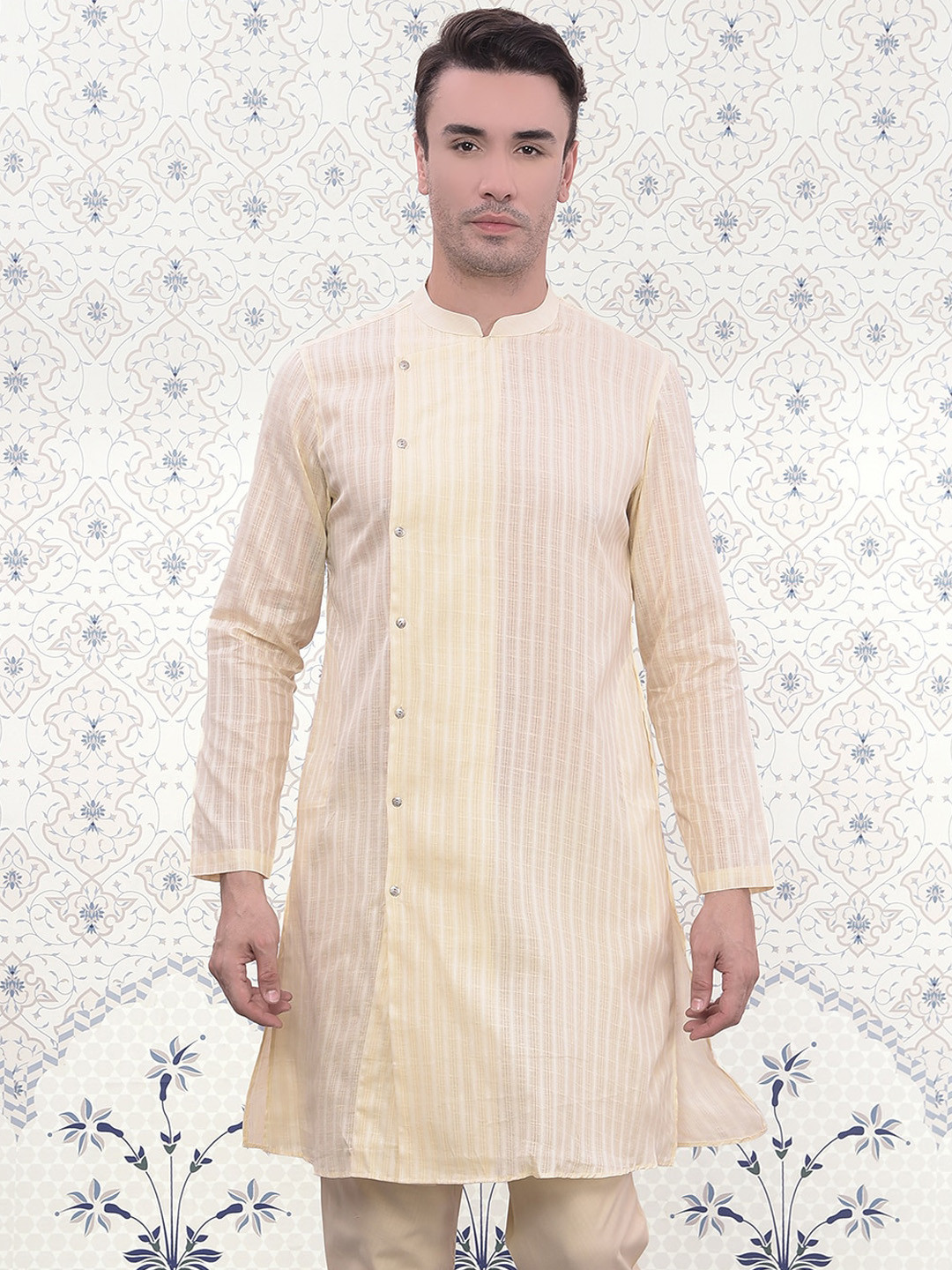 

Ode by House of Pataudi Off White Striped Straight Kurta