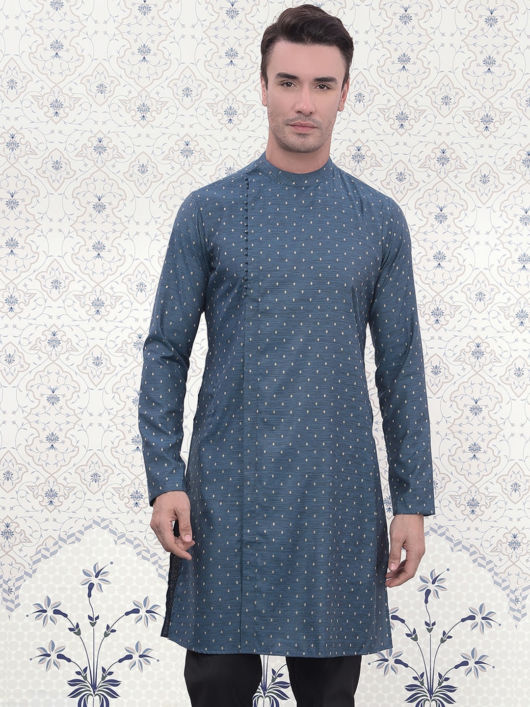

Ode by House of Pataudi Ethnic Motifs Printed Mandarin Collar Jacquard Straight Kurta, Blue