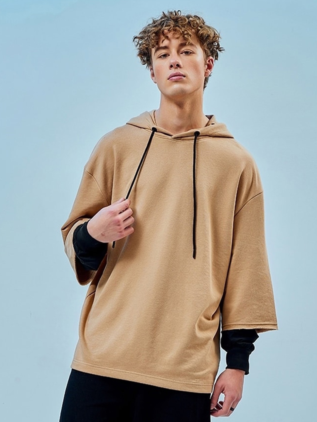 

Bewakoof Hooded Loose Fit Sweatshirt, Brown