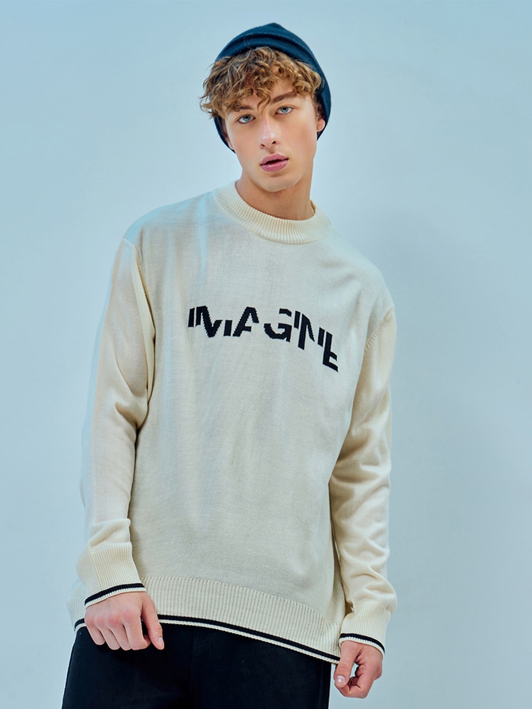 

Bewakoof White & Black Typography Printed Oversized Pullover Acrylic Sweaters