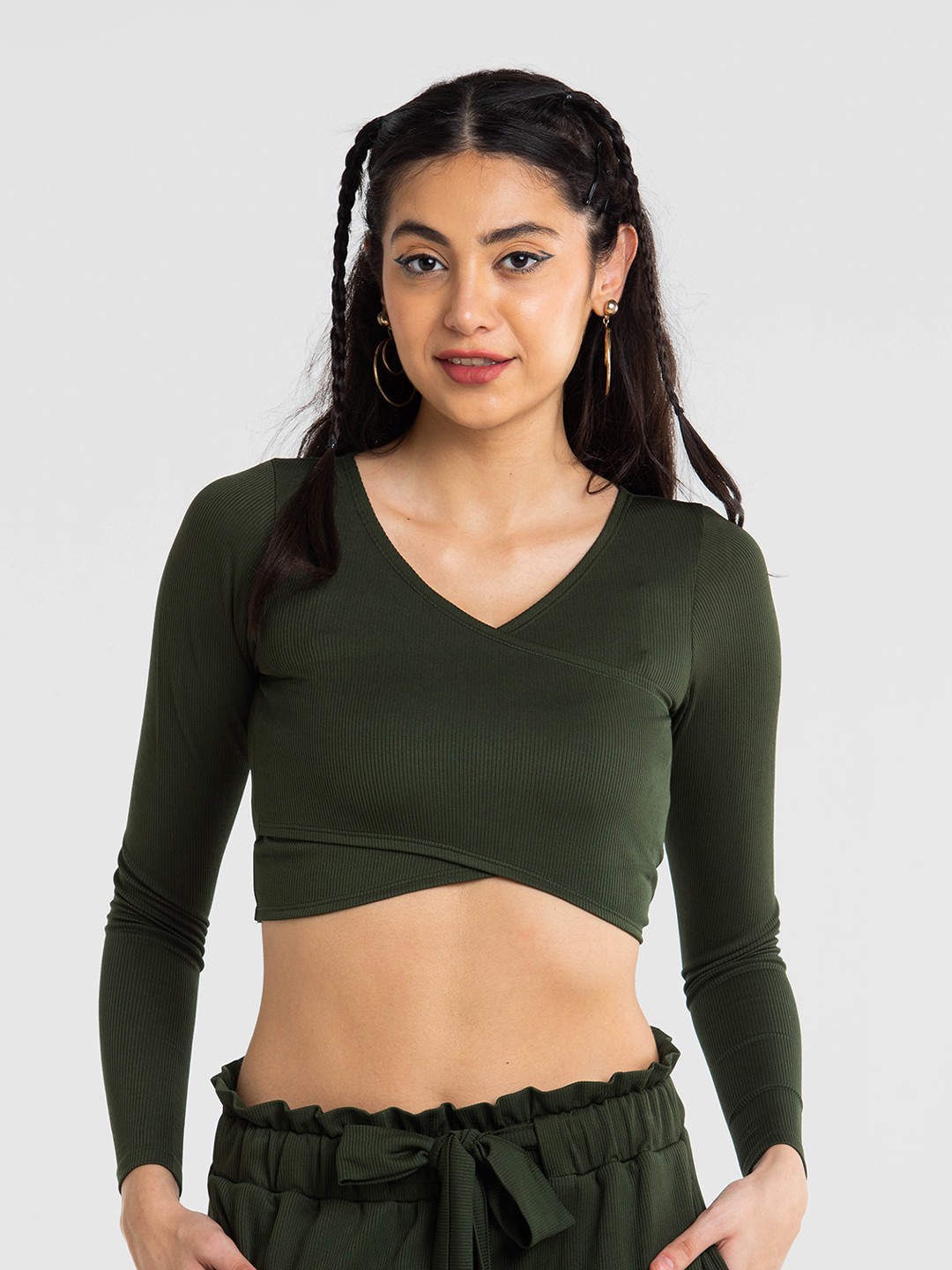 

CAVA V-Neck Long Sleeve Crop Fitted Top, Green