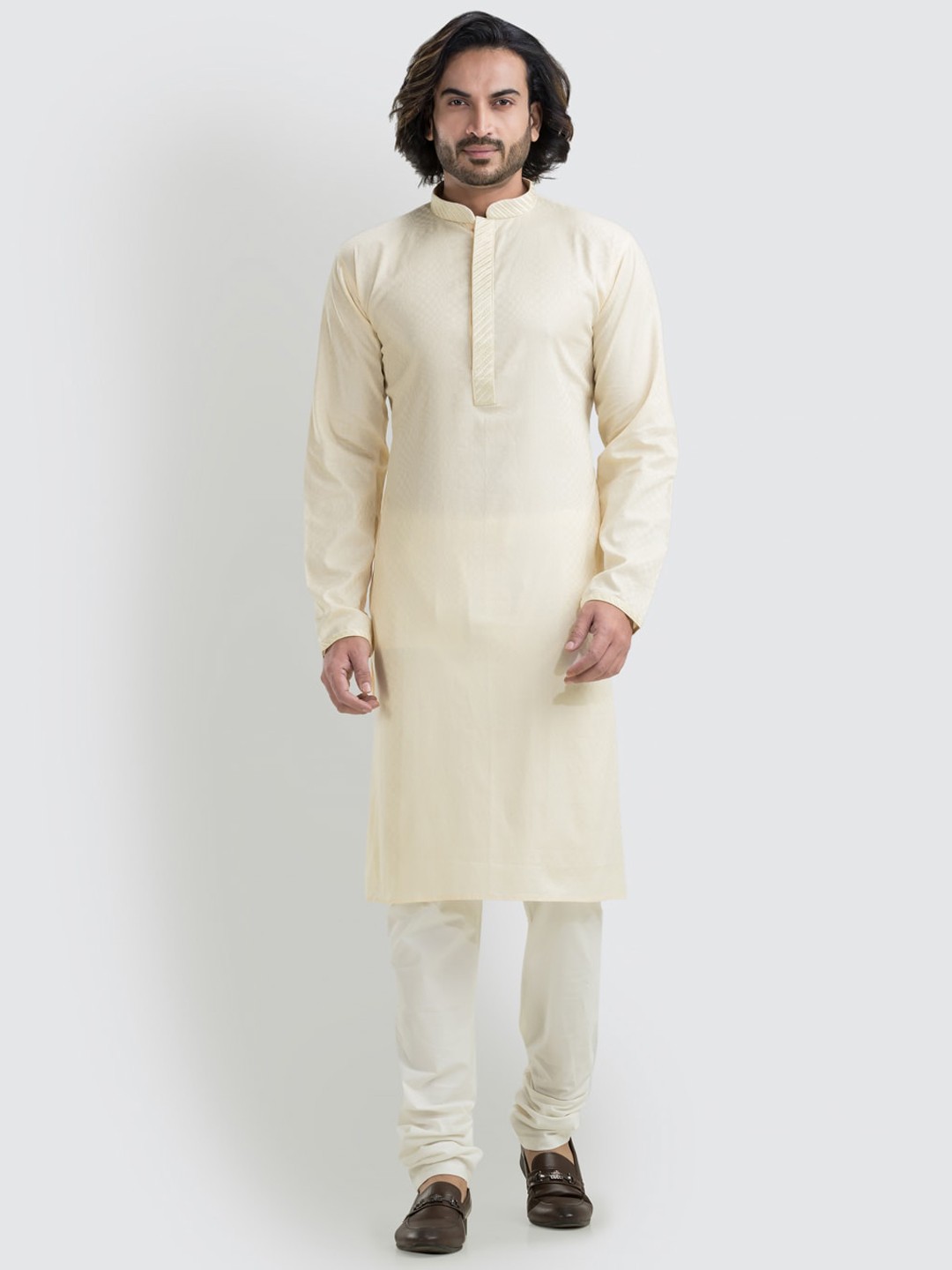 

SREEMANT Woven Design Mandarin Collar Cotton Kurta, Cream