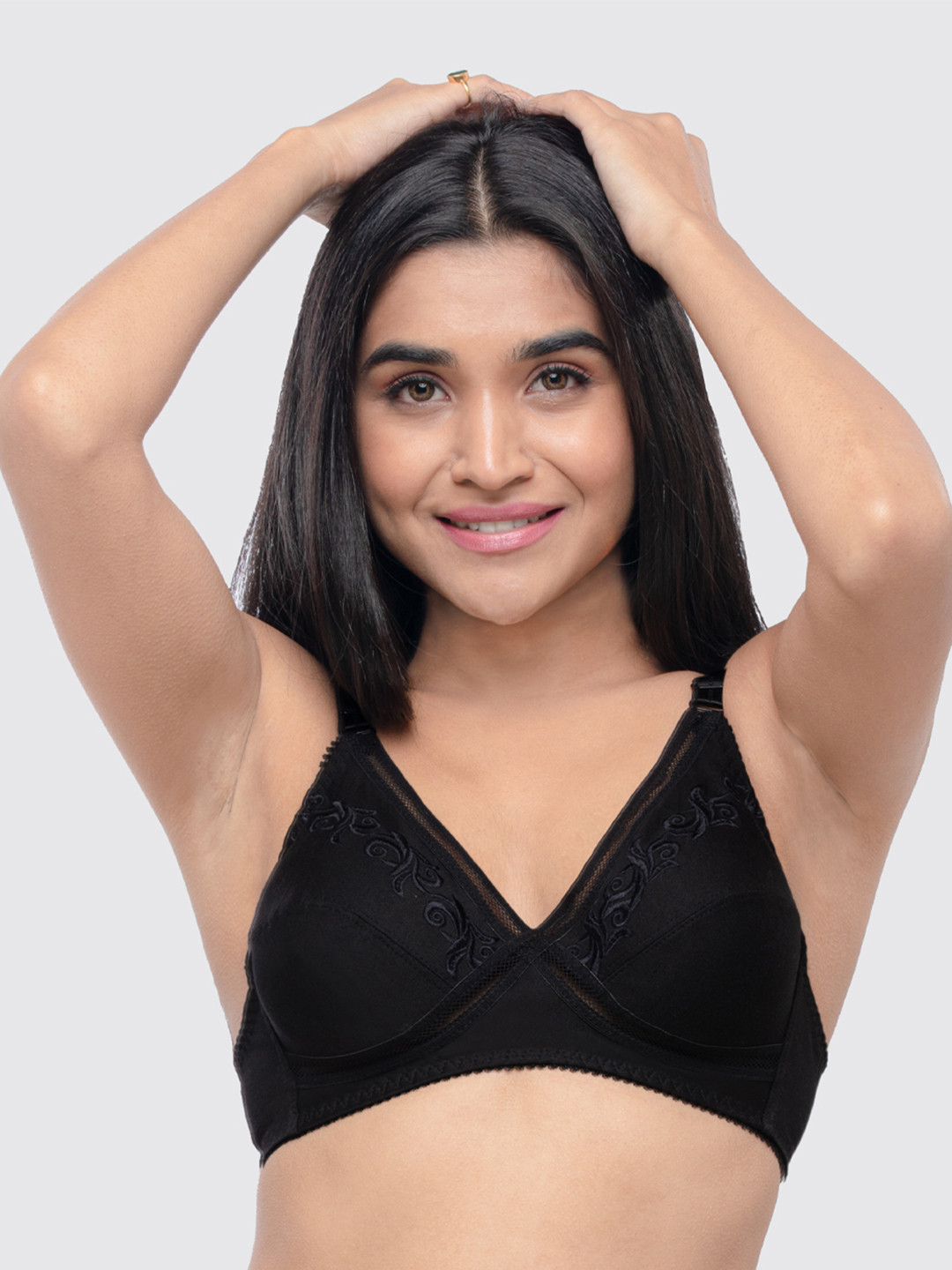 

Lovable Floral Self Design Full Coverage Cotton Everyday Bra With All Day Comfort, Black