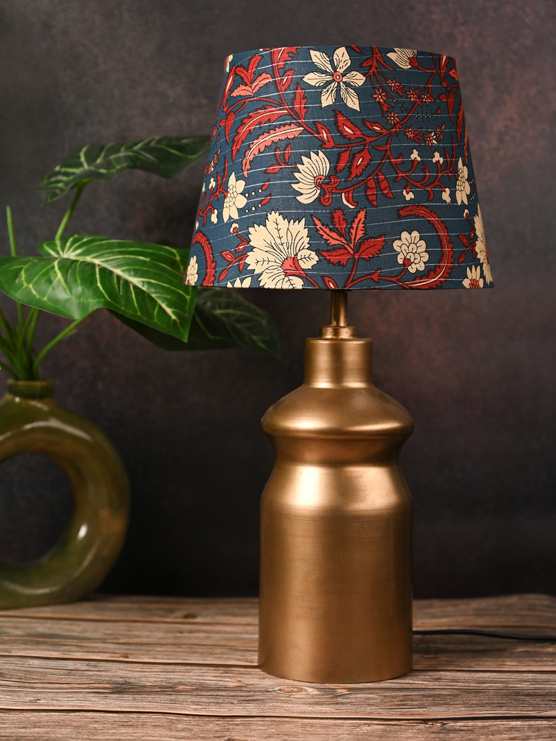 

green girgit Blue Floral Printed Frustum Shape Copper Base Table Lamp