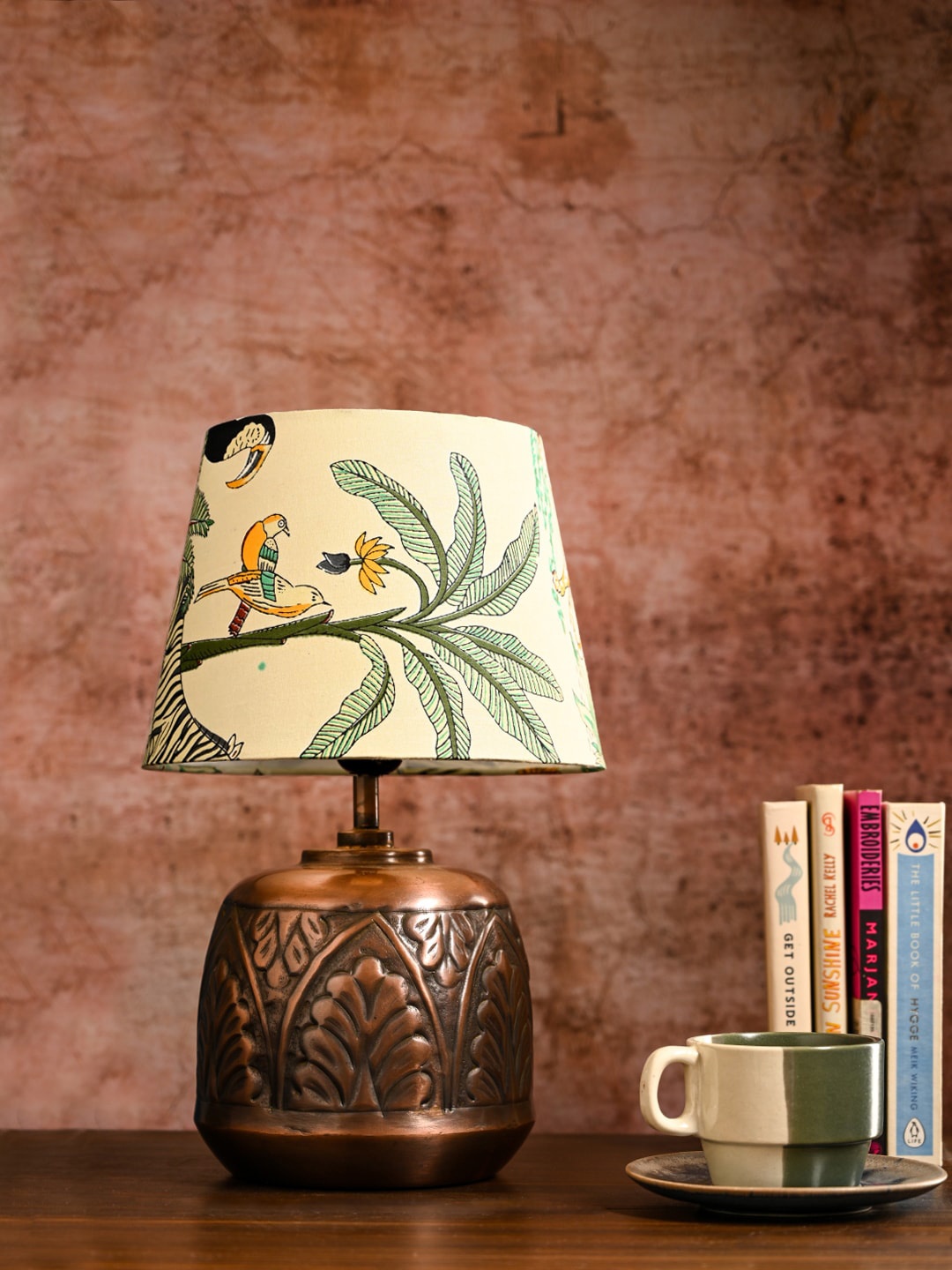 

green girgit Green Leaf Etched Floral Printed Frustum Shape Copper Base Table Lamp