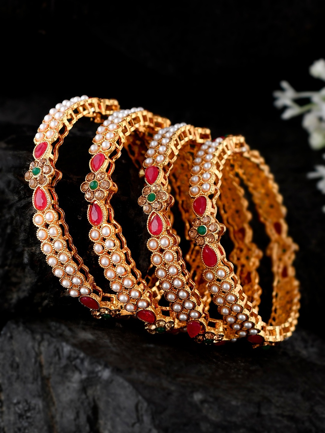 

Shoshaa Set Of 4 Gold-Plated Stone-Studded Bangles