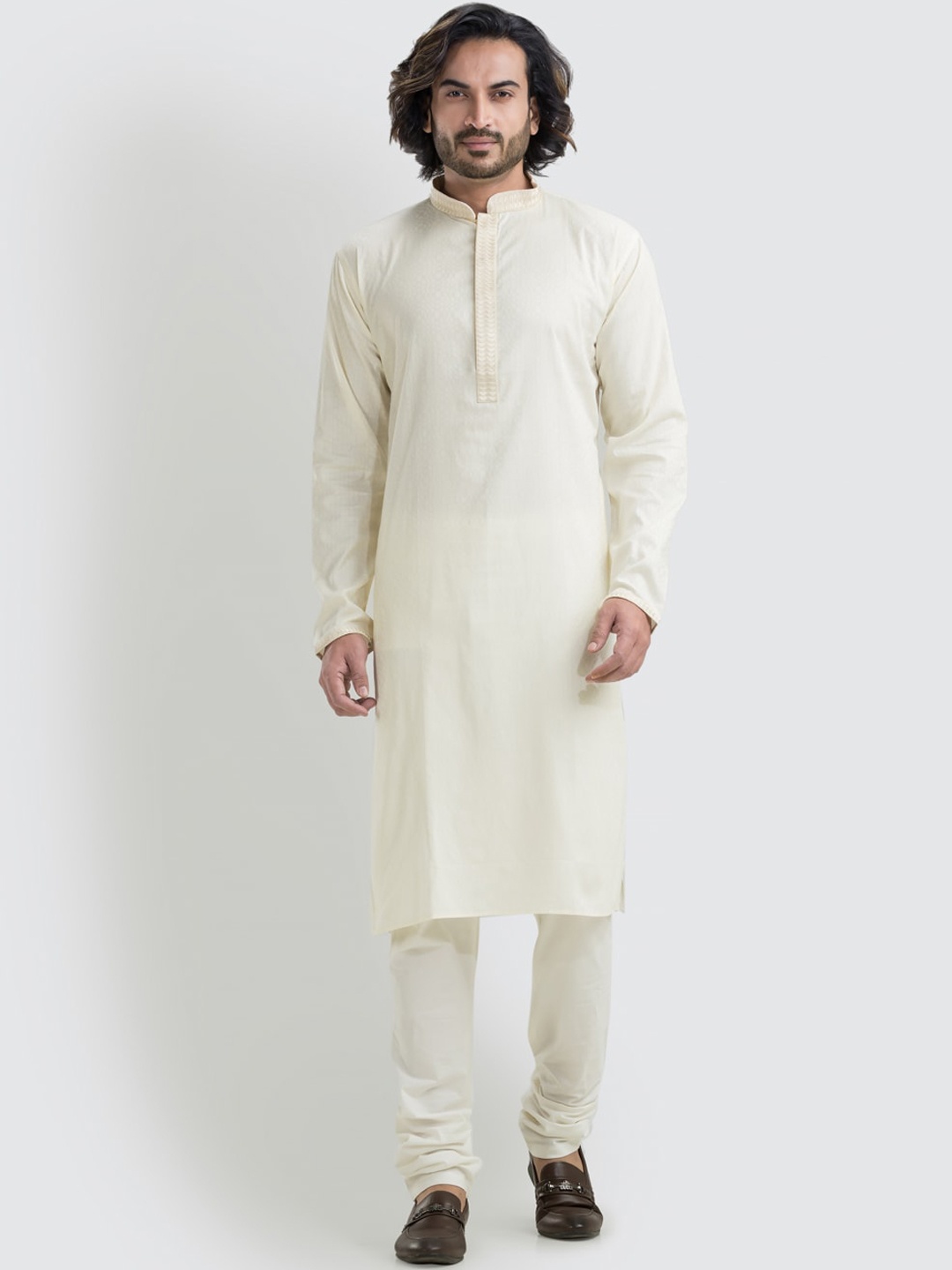 

SREEMANT Mandarin Collar Pure Cotton Artwork Kurta, Cream