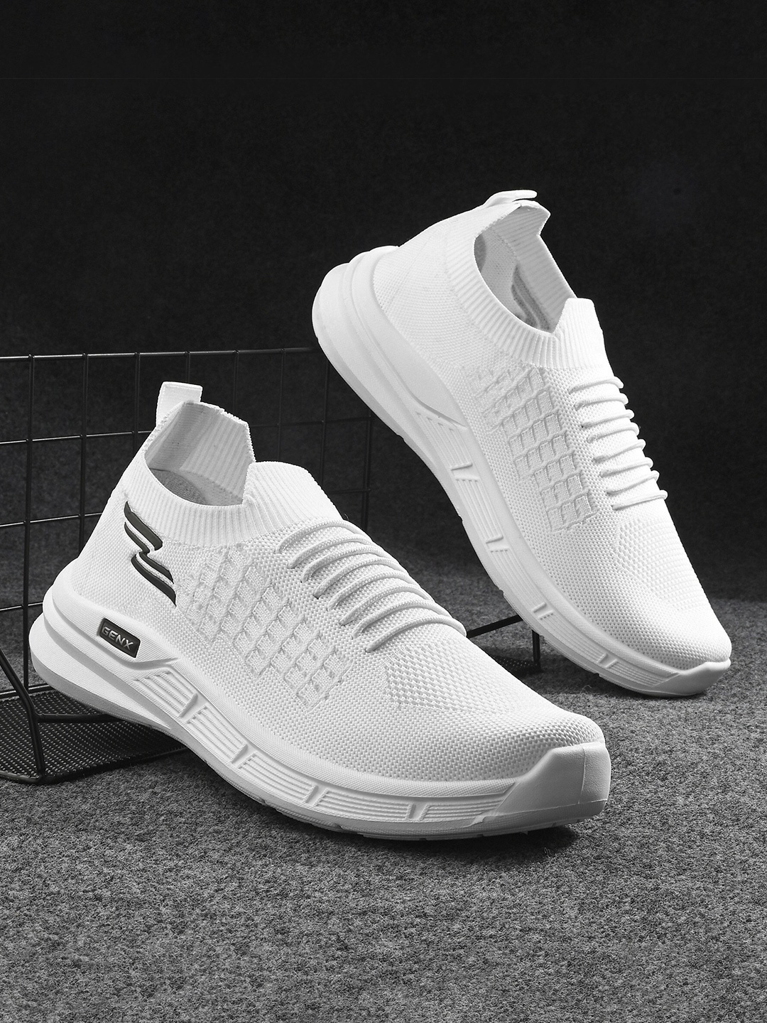 

BIRDE ZenG Men Mesh Walking Shoes, White