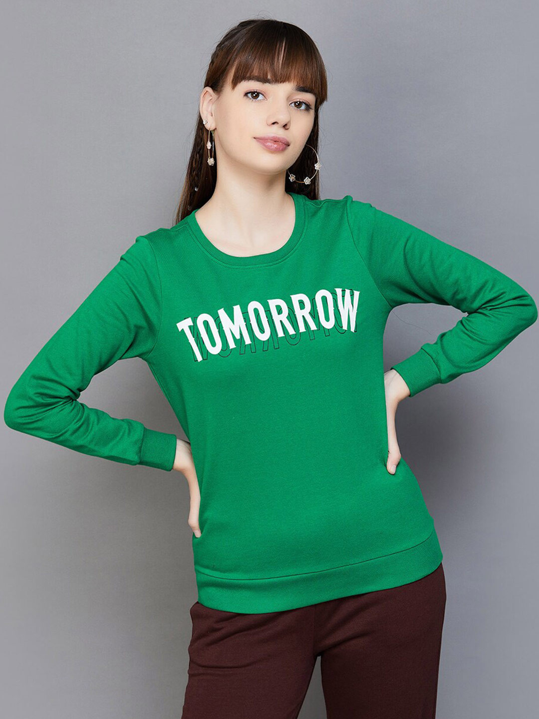 

Fame Forever by Lifestyle Typography Printed Pullover, Green
