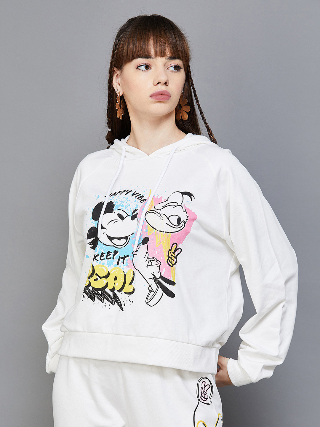 

Ginger by Lifestyle Mickey & Friends Printed Pure Cotton Pullover Sweatshirt, White