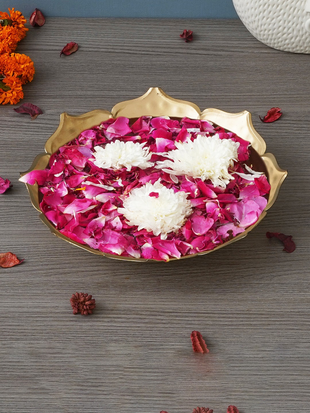 

eCraftIndia Set of 2 Beige Textured Lotus Flower Decorative Bowl, Gold