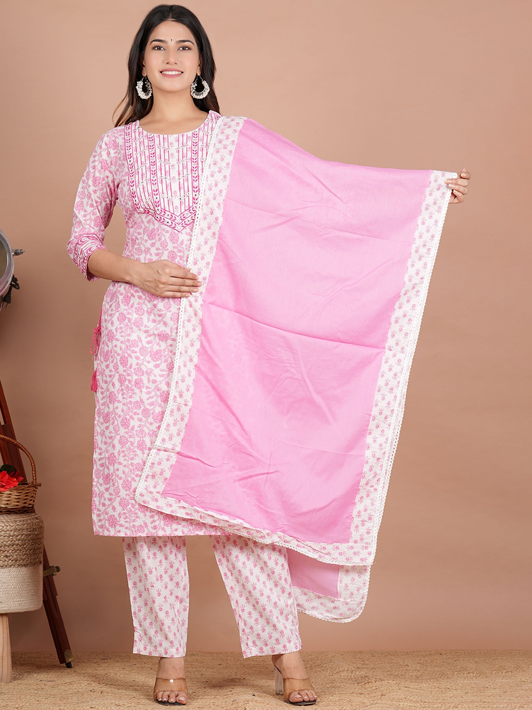 

ZOYOTO Floral Printed Sequinned Pure Cotton Regular Kurta with Trousers & With Dupatta, Pink