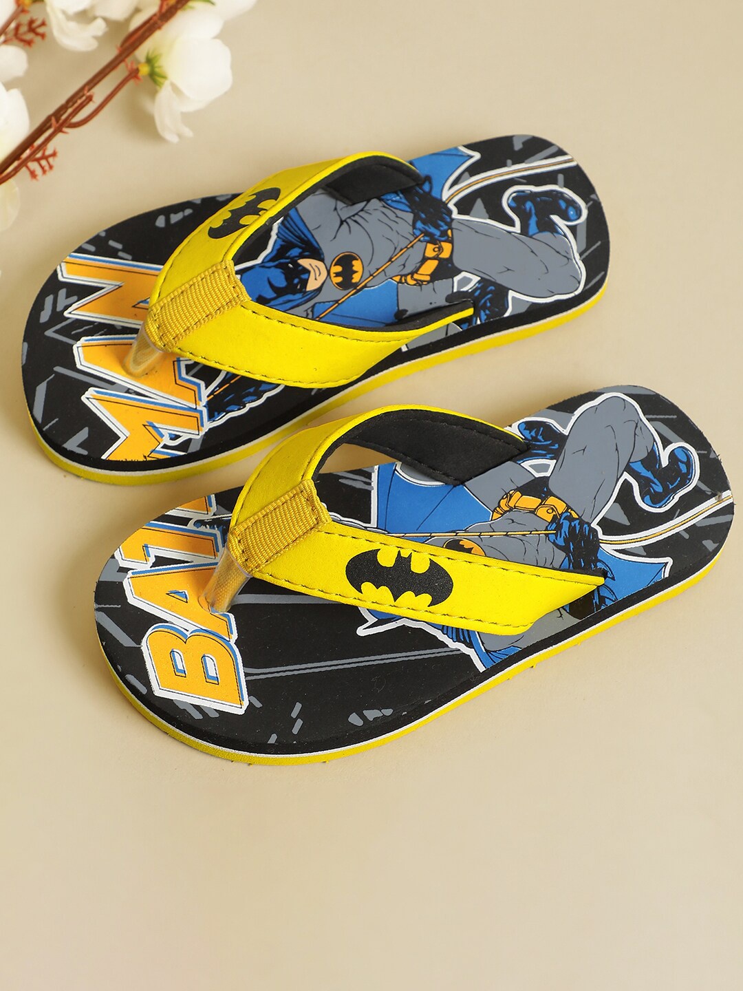 

Kids Ville Boys Batman Printed Thong Flip-Flops, Black