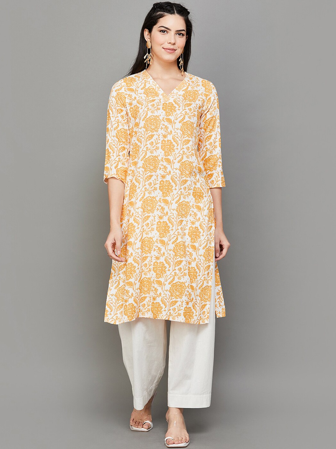 

Melange by Lifestyle Floral Printed V-Neck Straight Kurta, Yellow