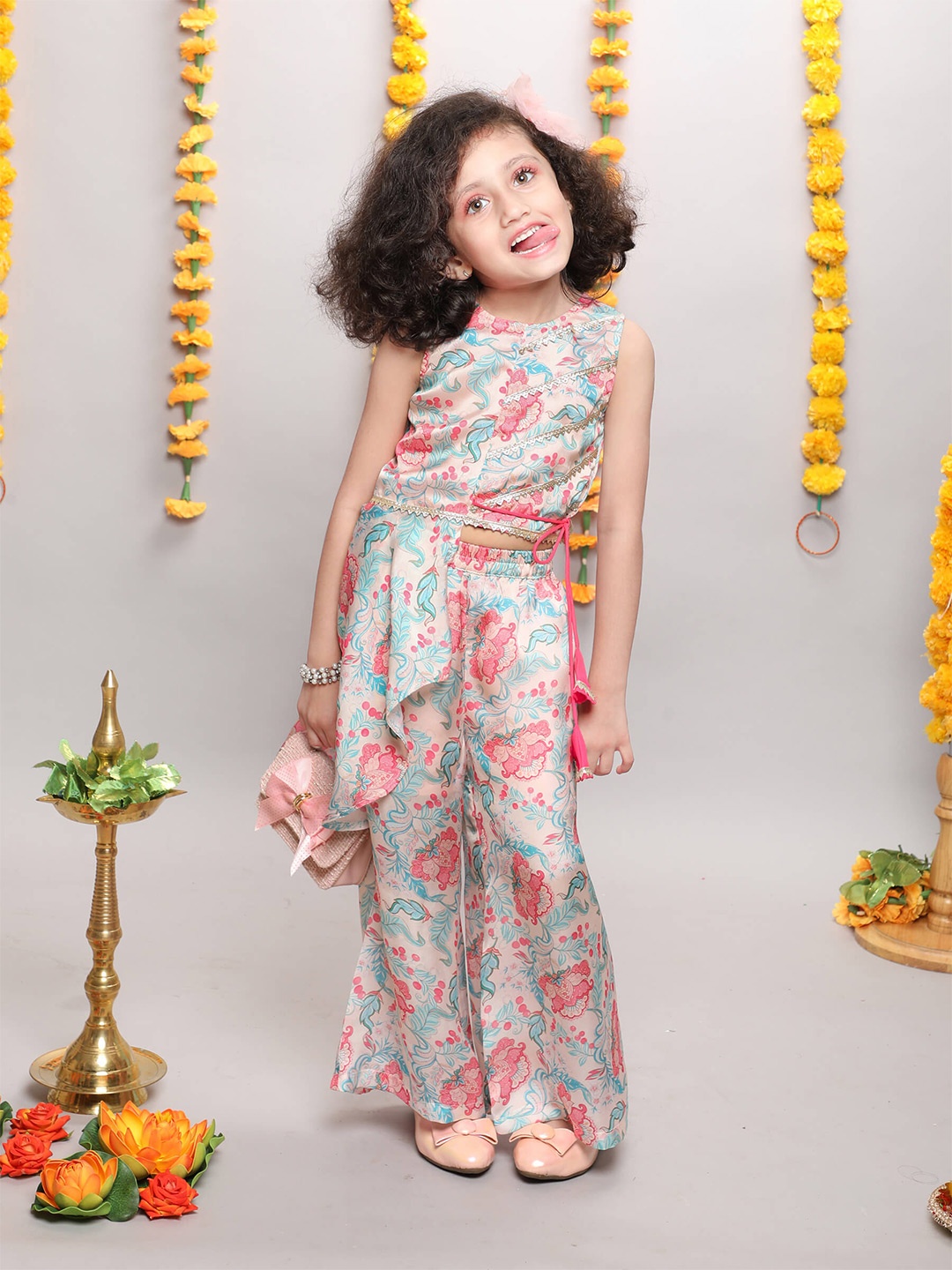 

taffykids Girls Floral Printed Top with Palazzos, Blue