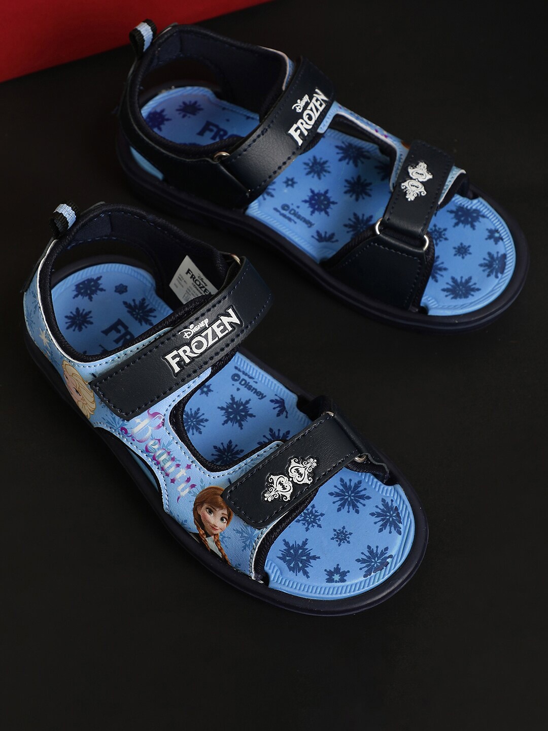 

Kidsville Girls Frozen Printed Sports Sandals, Navy blue