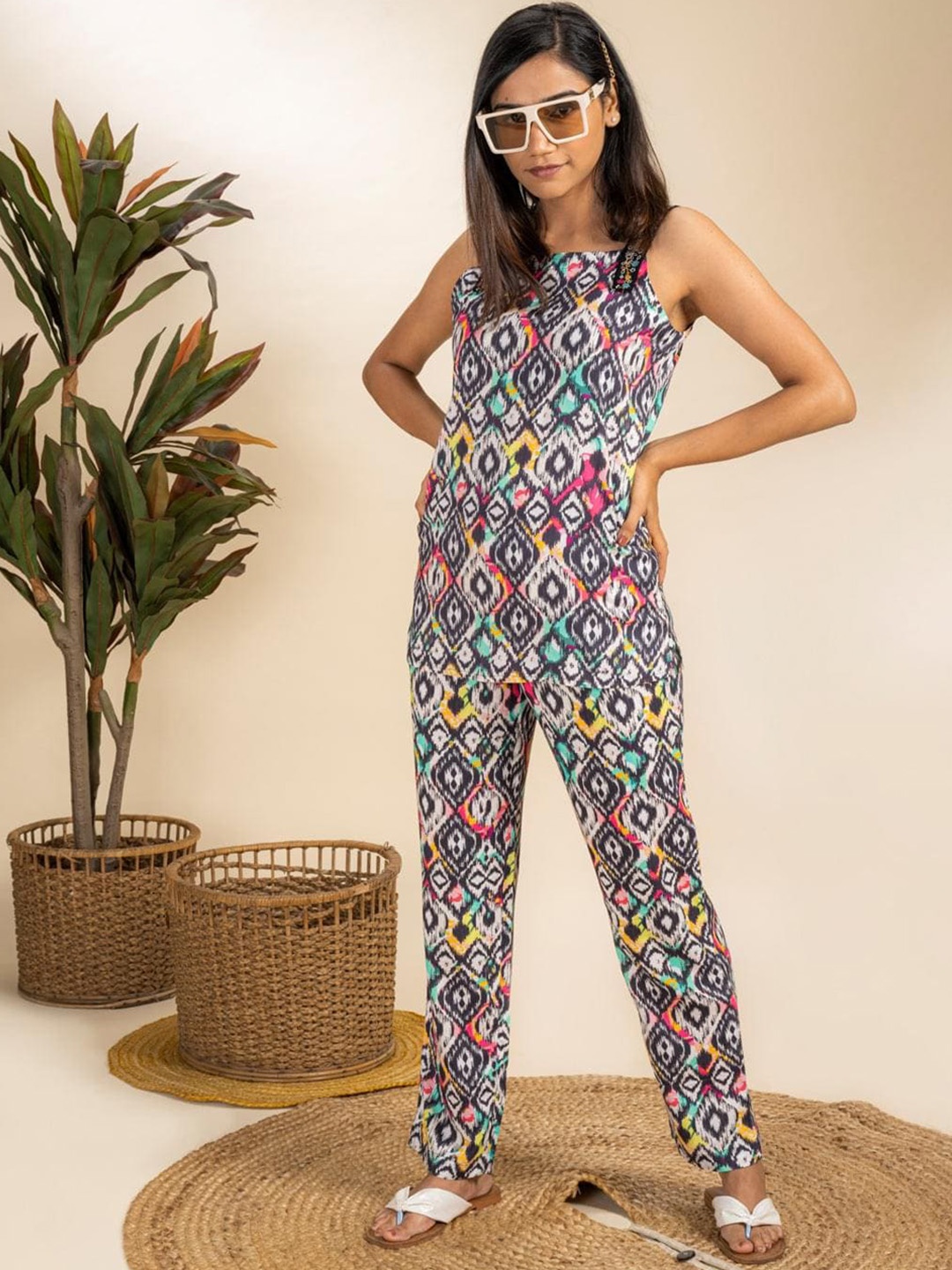 

July Women Grey & Pink Printed Night suit