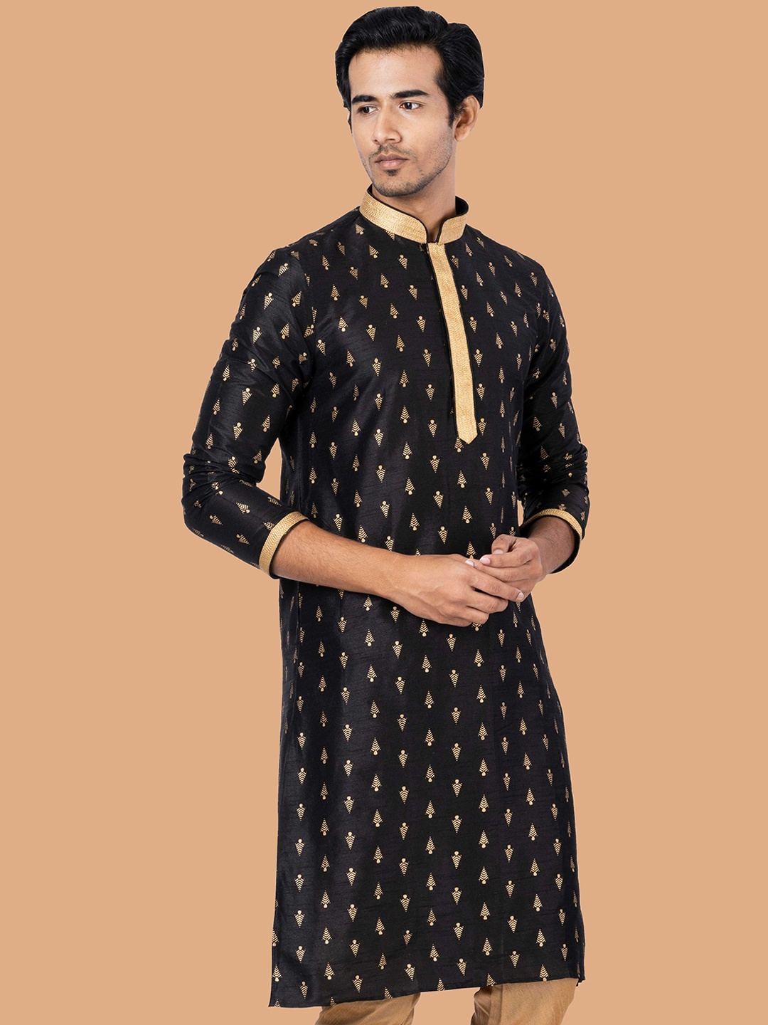

ROOTED LIBAAS Men Black Kurta