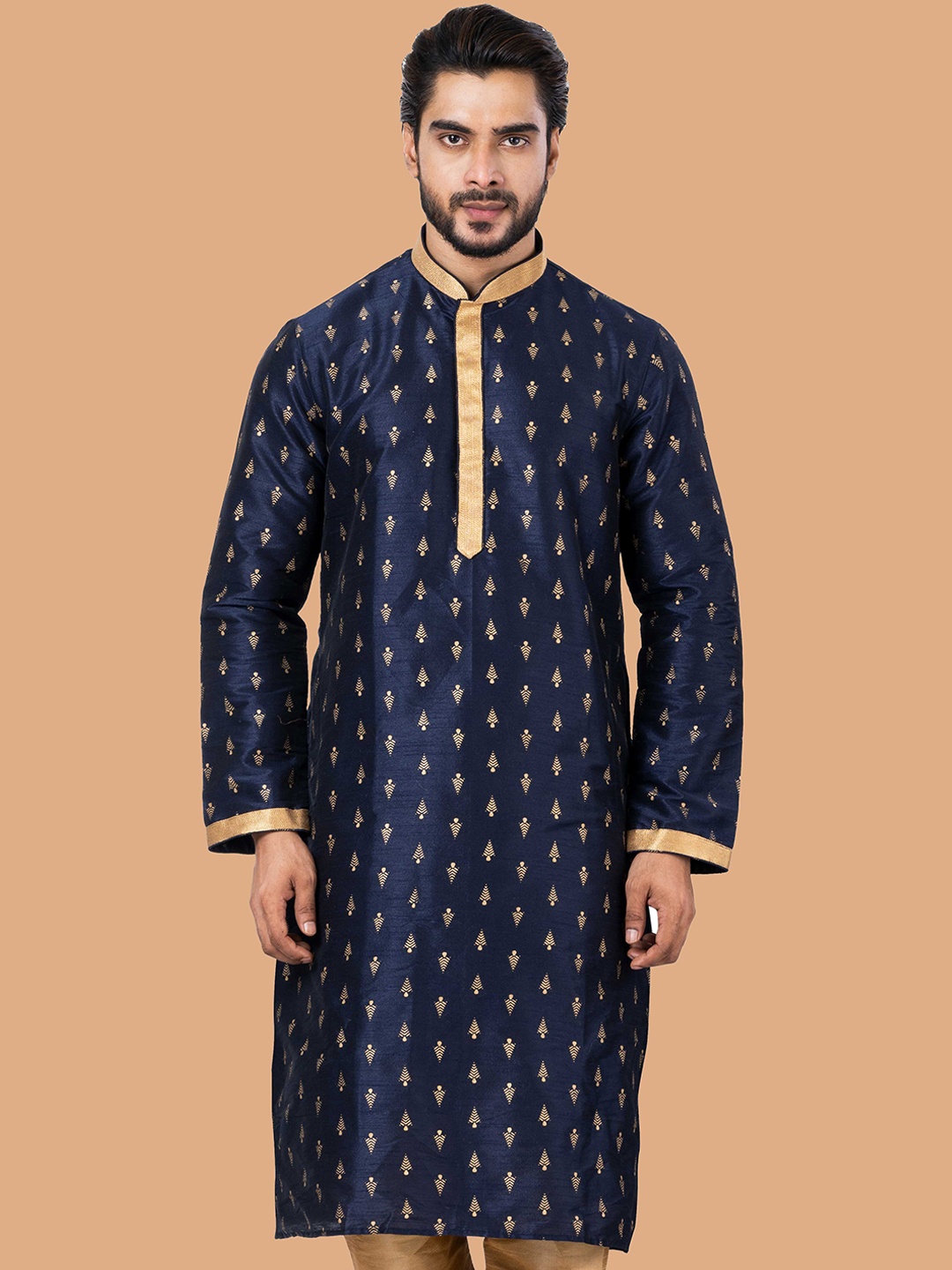 

ROOTED LIBAAS Men Navy Blue Flared Sleeves Kurta