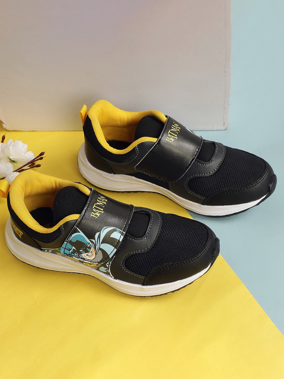

Kids Ville Boys Batman Printed Sneakers, Black