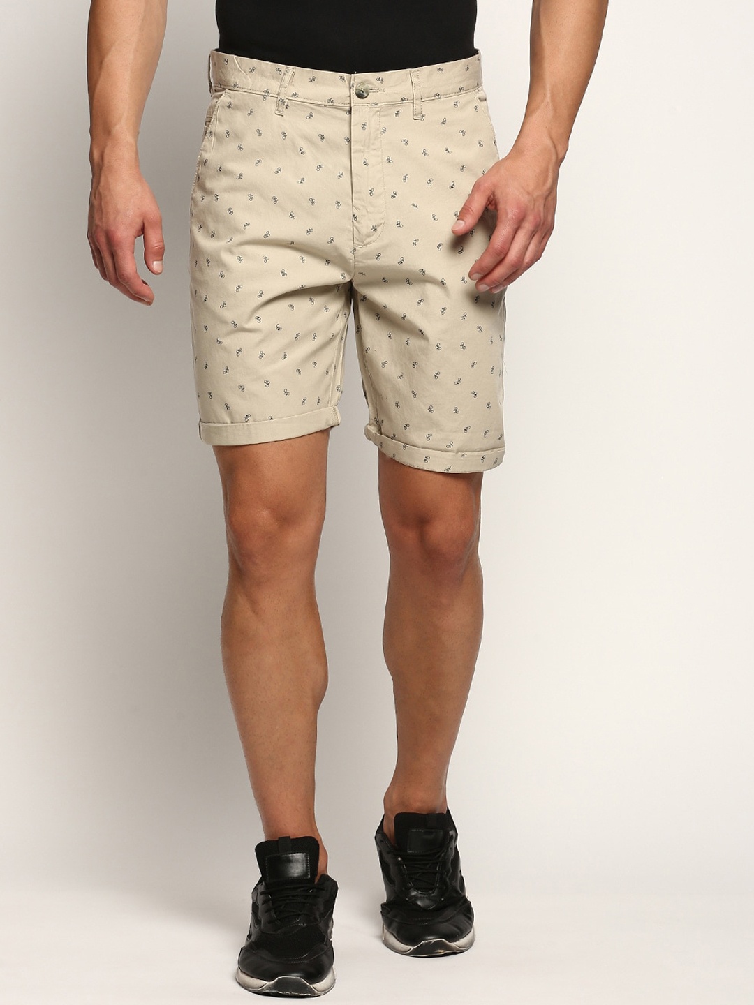 

SHOWOFF Men Conversational Printed Cotton Shorts, Beige