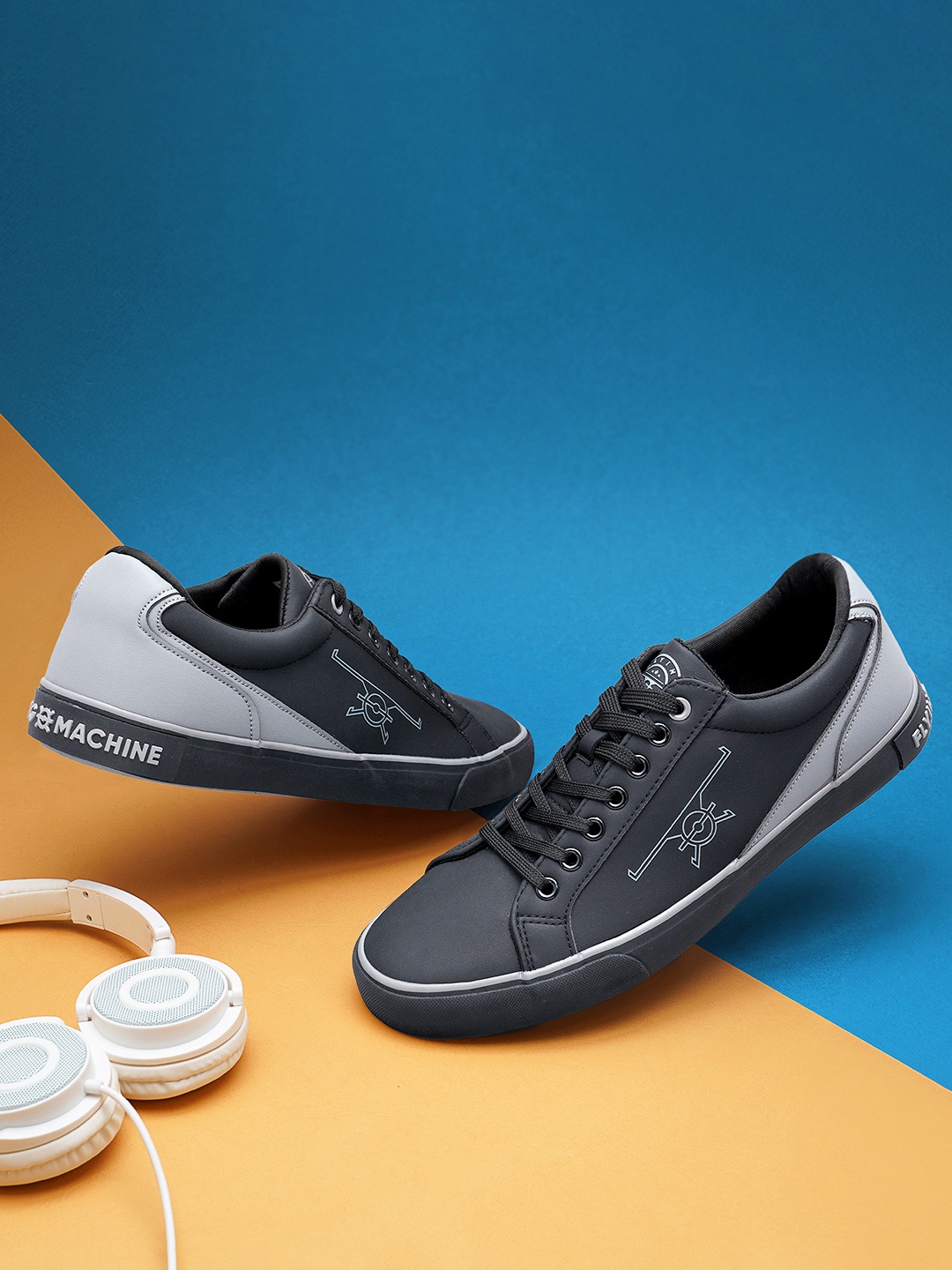 

Flying Machine Men Lindros 2.0 Lace-Up Sneakers, Black