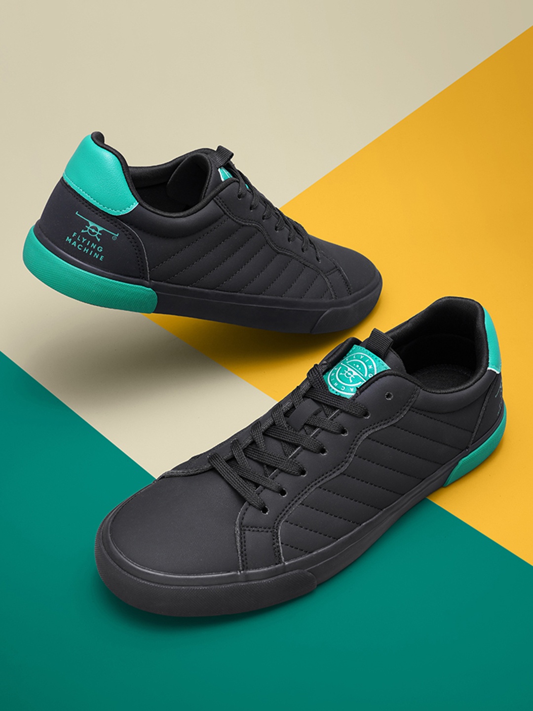 

Flying Machine Men Bruins Lace-Up Sneakers, Black