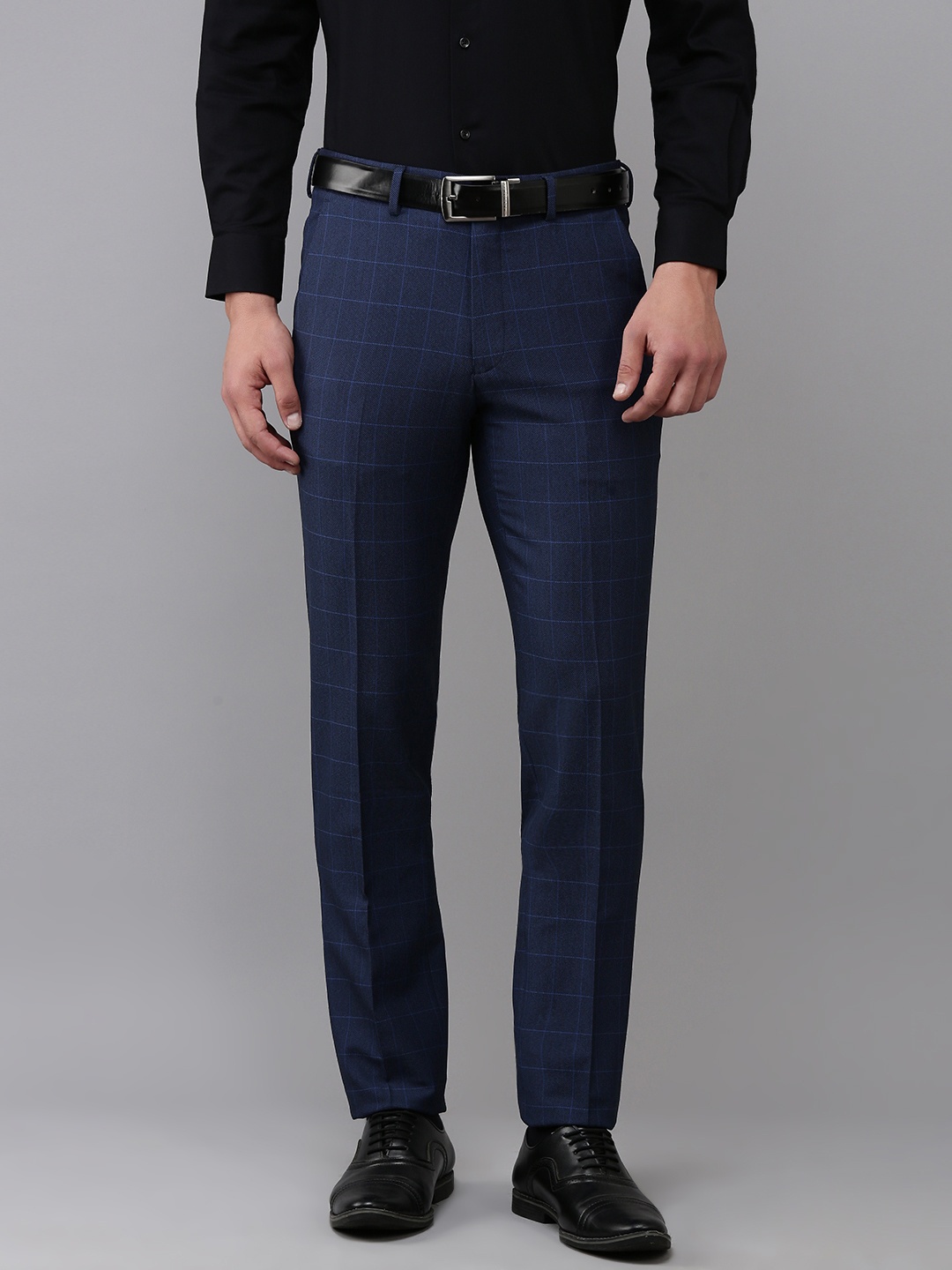 

Van Heusen Men Mid-Rise Slim Fit Checked Formal Trousers, Navy blue