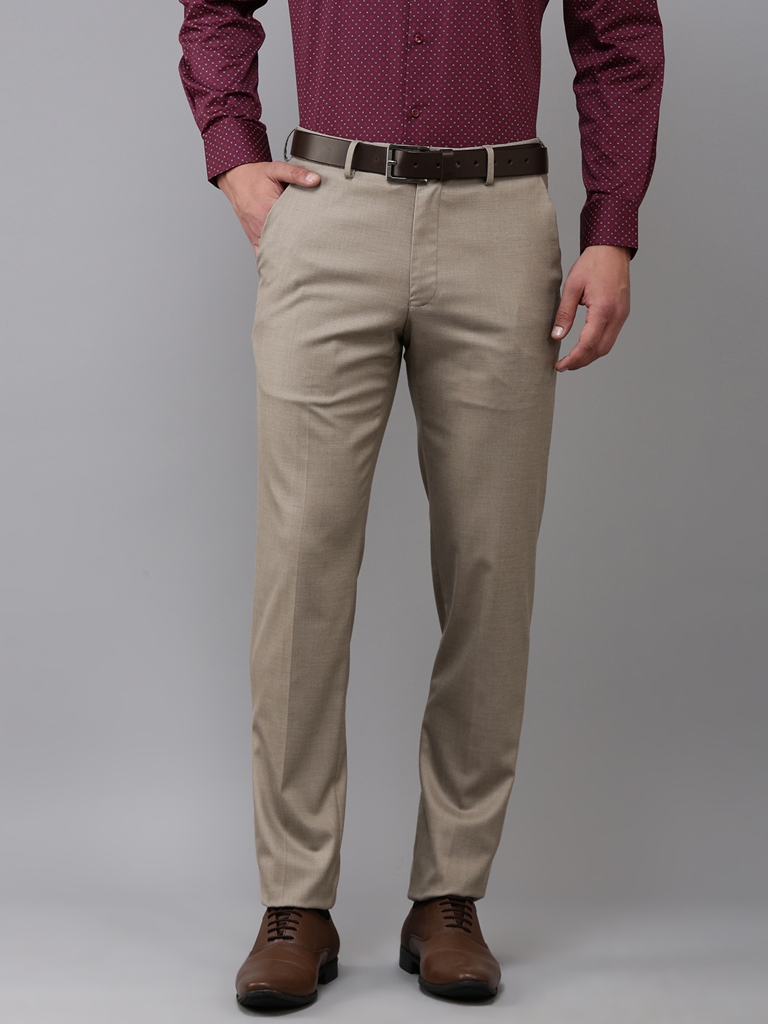

Van Heusen Men Solid Slim Fit Formal Trousers, Beige