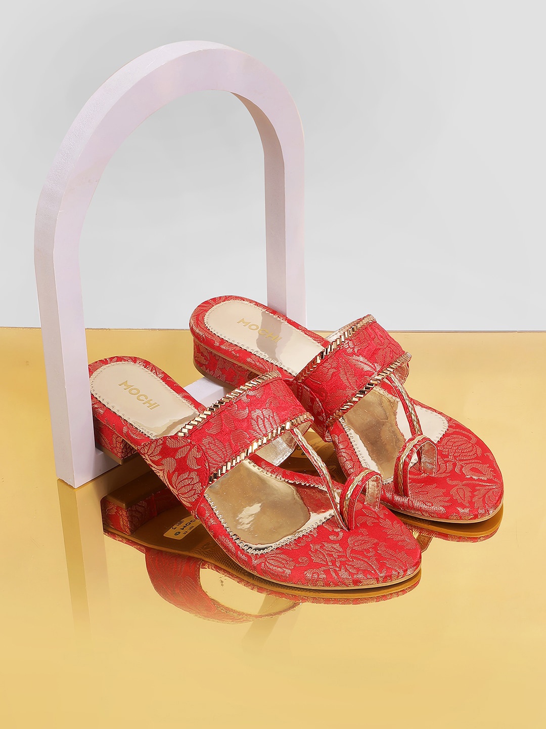

Mochi Ethnic Embellished One Toe Block heels, Red